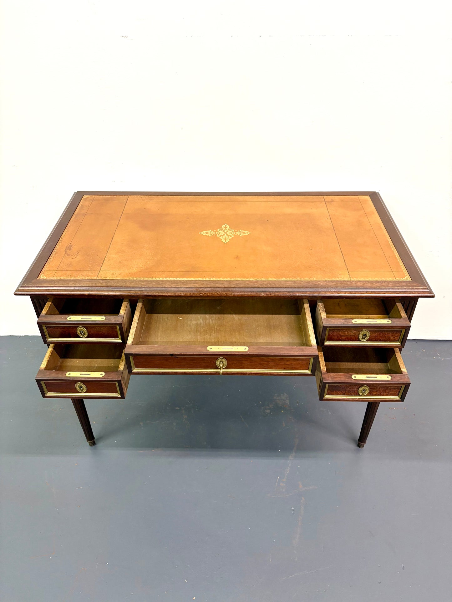 French Louie XVI Style Leather Top Desk