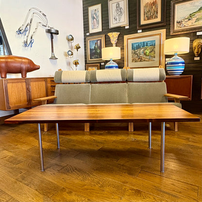 ROSEWOOD COFFEE TABLE BY HANS WEGNER