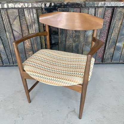 MID CENTURY DANISH MODERN ARM CHAIR BY IB KOFOD LARSEN FOR SELIG