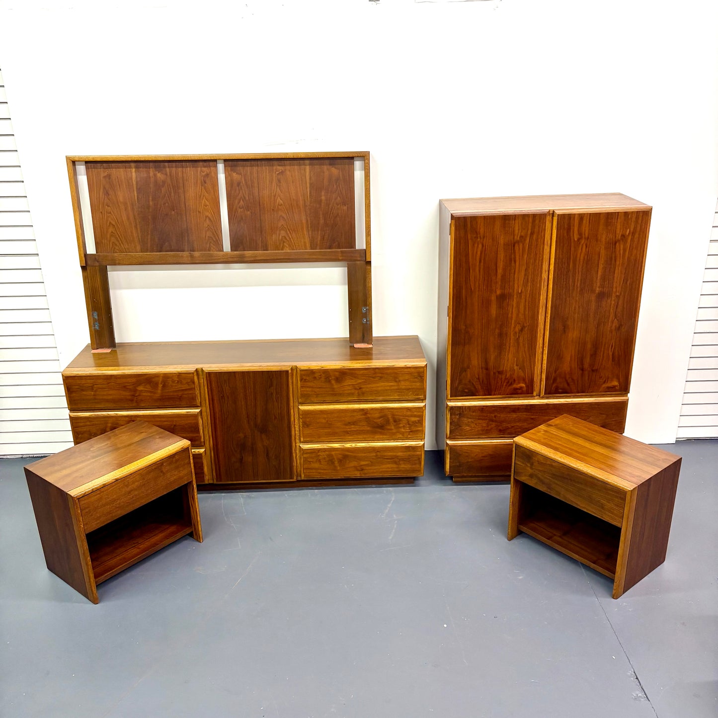 Mid Century Nine Drawer Low Dresser By Lane Furniture - American