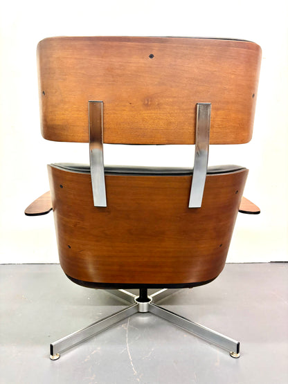 Rare Mid Century Eames Style Recliner by Plycraft - American