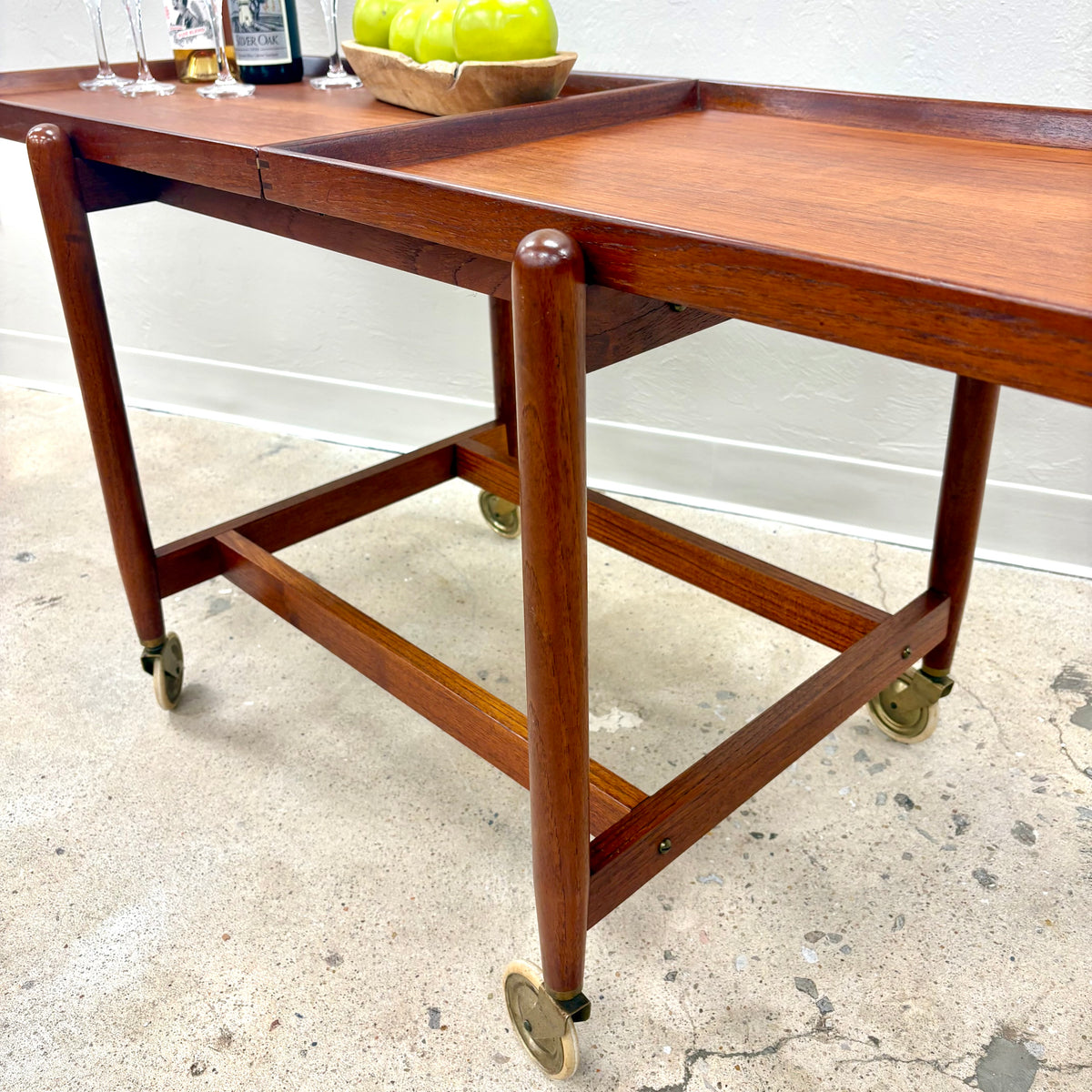 Mid Century Teak Extendable Bar Cart By Poul Hundevad - Denmark