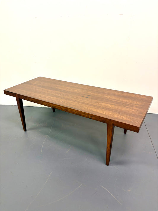 Mid Century Rectangle Rosewood Coffee Table By Severn Hansen - Denmark