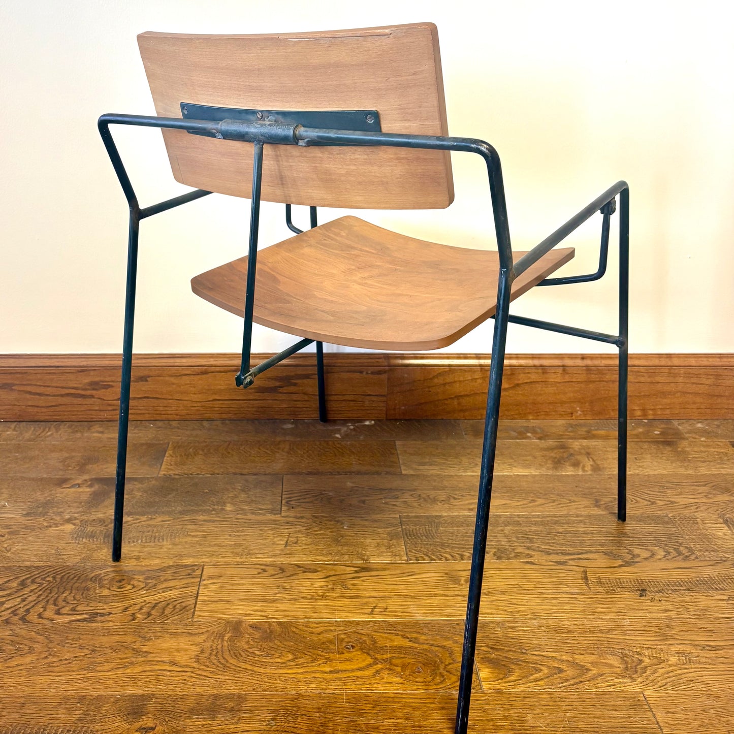 ARTHUR UMANOFF RARE SWIVEL CHAIR