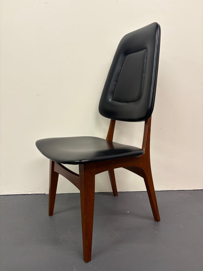 Rare Mid Century High Back Teak Set Of Eight Dining Chairs by Arne Hovmand-Olsen - Denmark