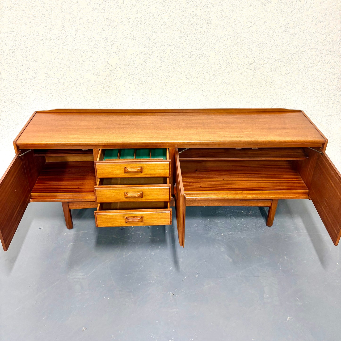 Long Mid Century Teak Credenza/Sideboard by William Lawrence of England