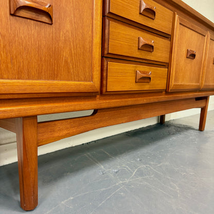 Long Mid Century Teak Credenza/Sideboard by William Lawrence of England