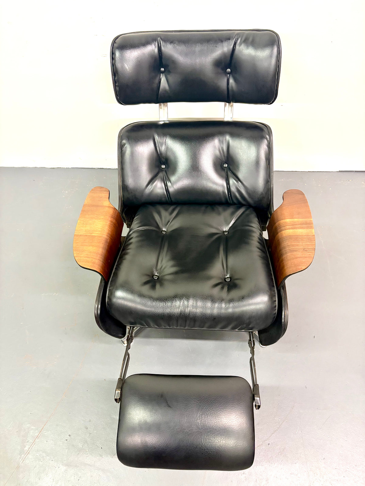 Rare Mid Century Eames Style Recliner by Plycraft - American