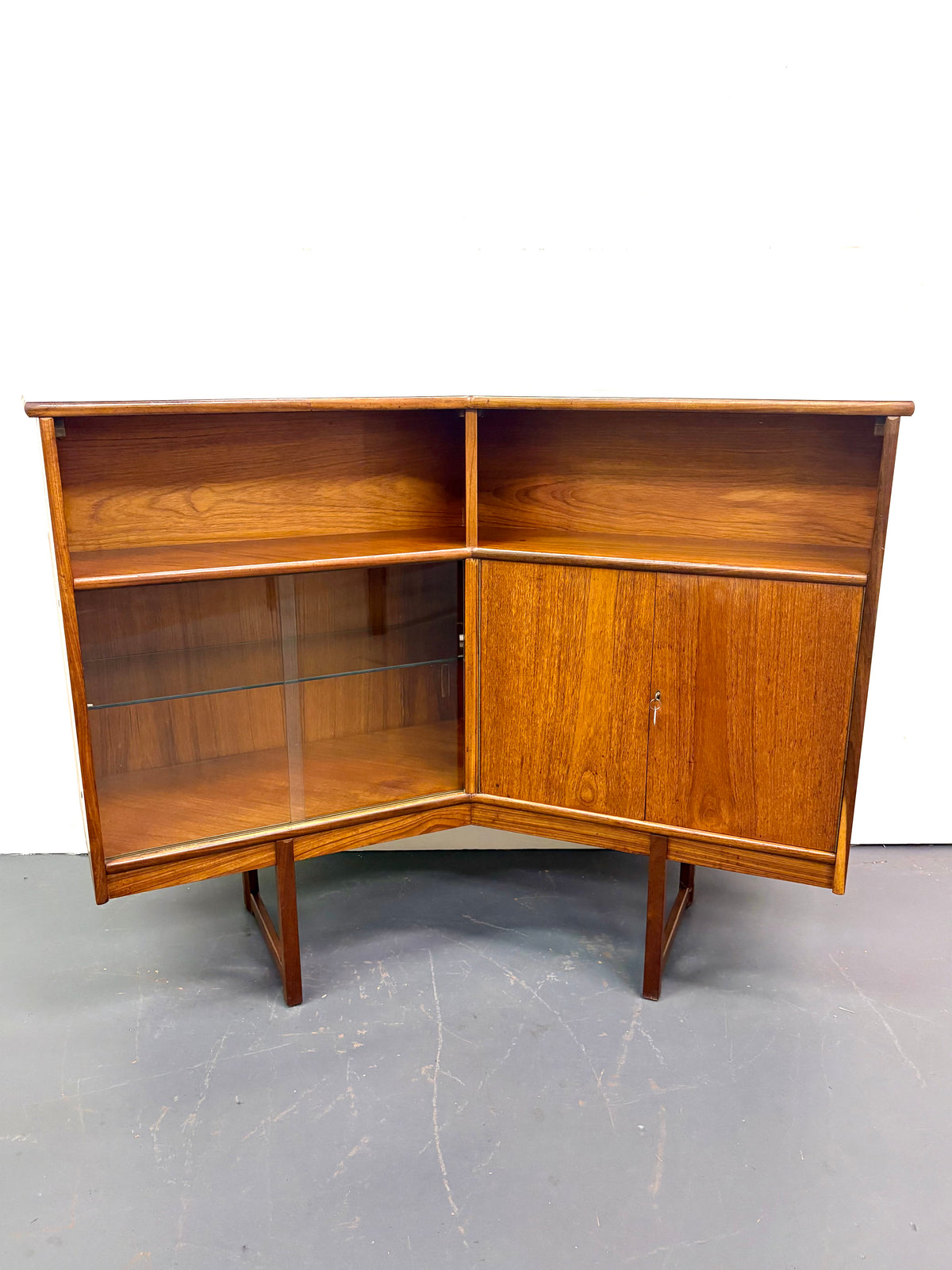 Mid Century Teak Cocktail Bar by Turnidge of England