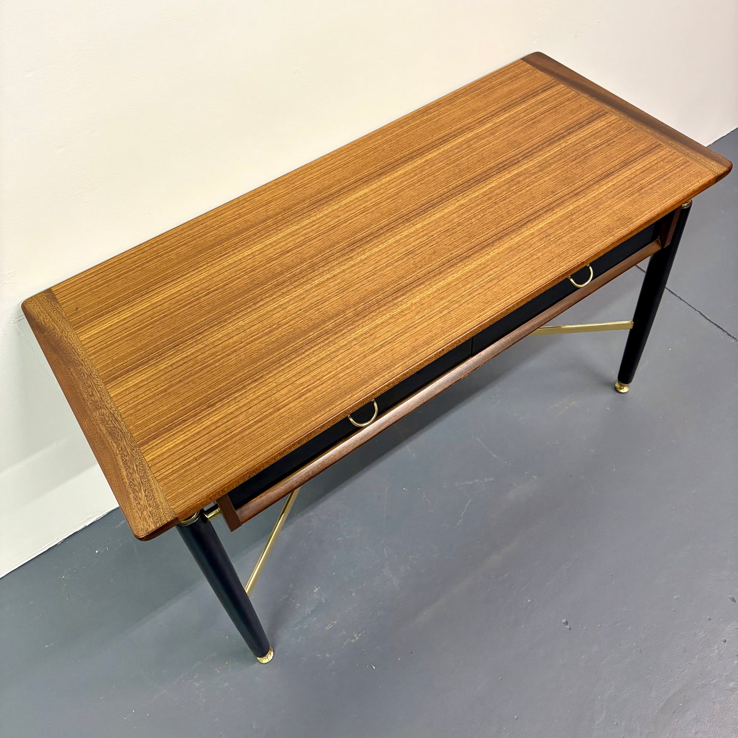 MID CENTURY MODERN WRITING DESK BY G PLAN