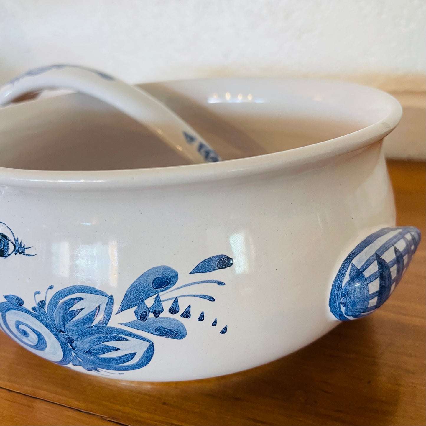 VINTAGE BJØRN WIINBLAD SIGNED CERAMIC SOUP TUREEN AND LADLE, MODEL V68, DENMARK