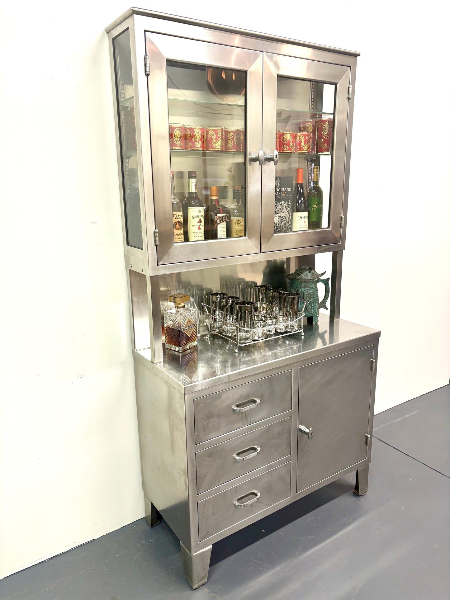Art Deco 1930s - 1940s Stainless Steel Apothecary Cabinet by Blinkman Industries