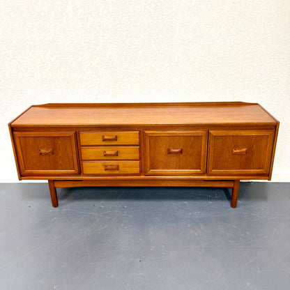 Long Mid Century Teak Credenza/Sideboard by William Lawrence of England