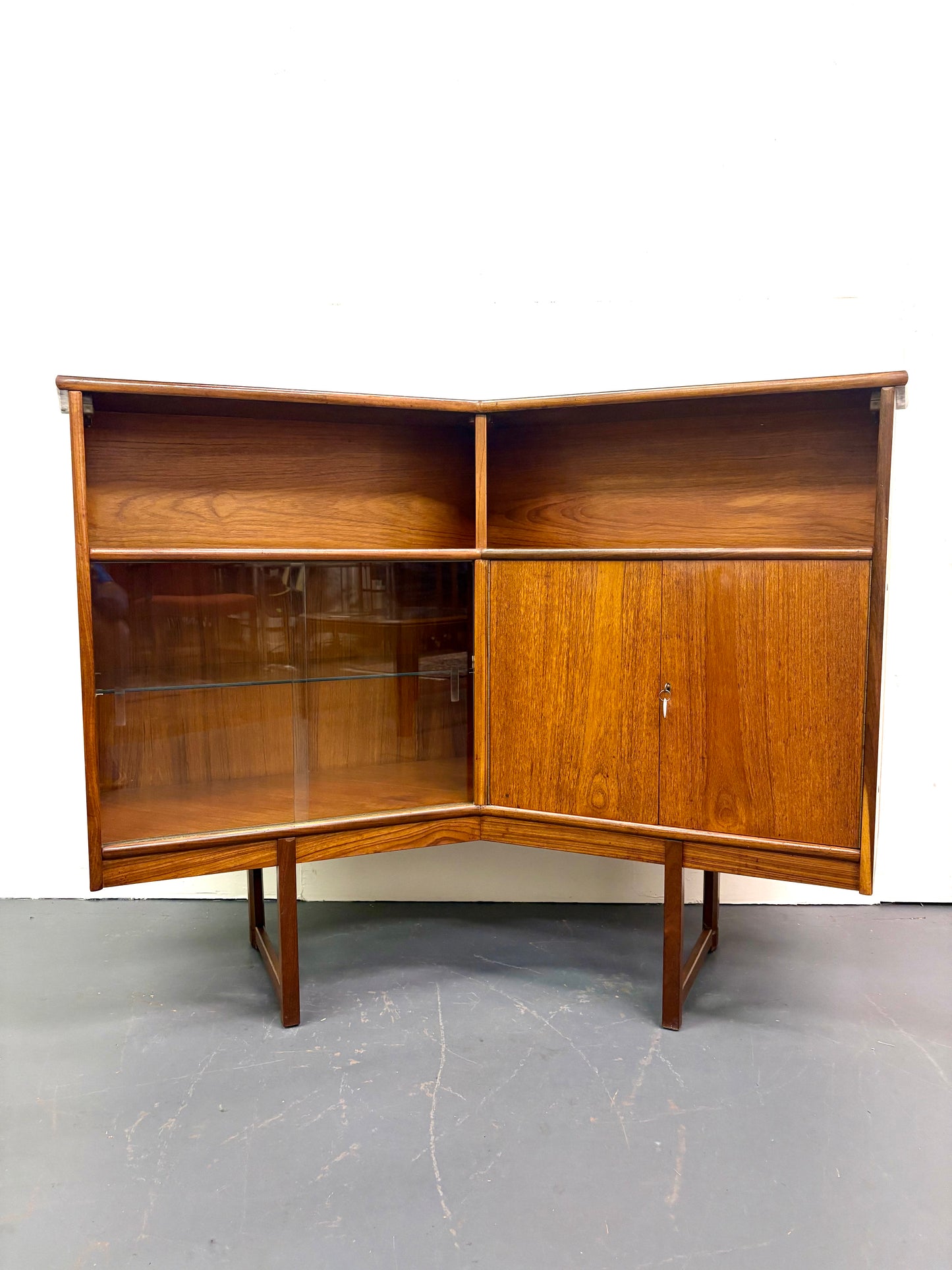 Mid Century Teak Cocktail Bar by Turnidge of England