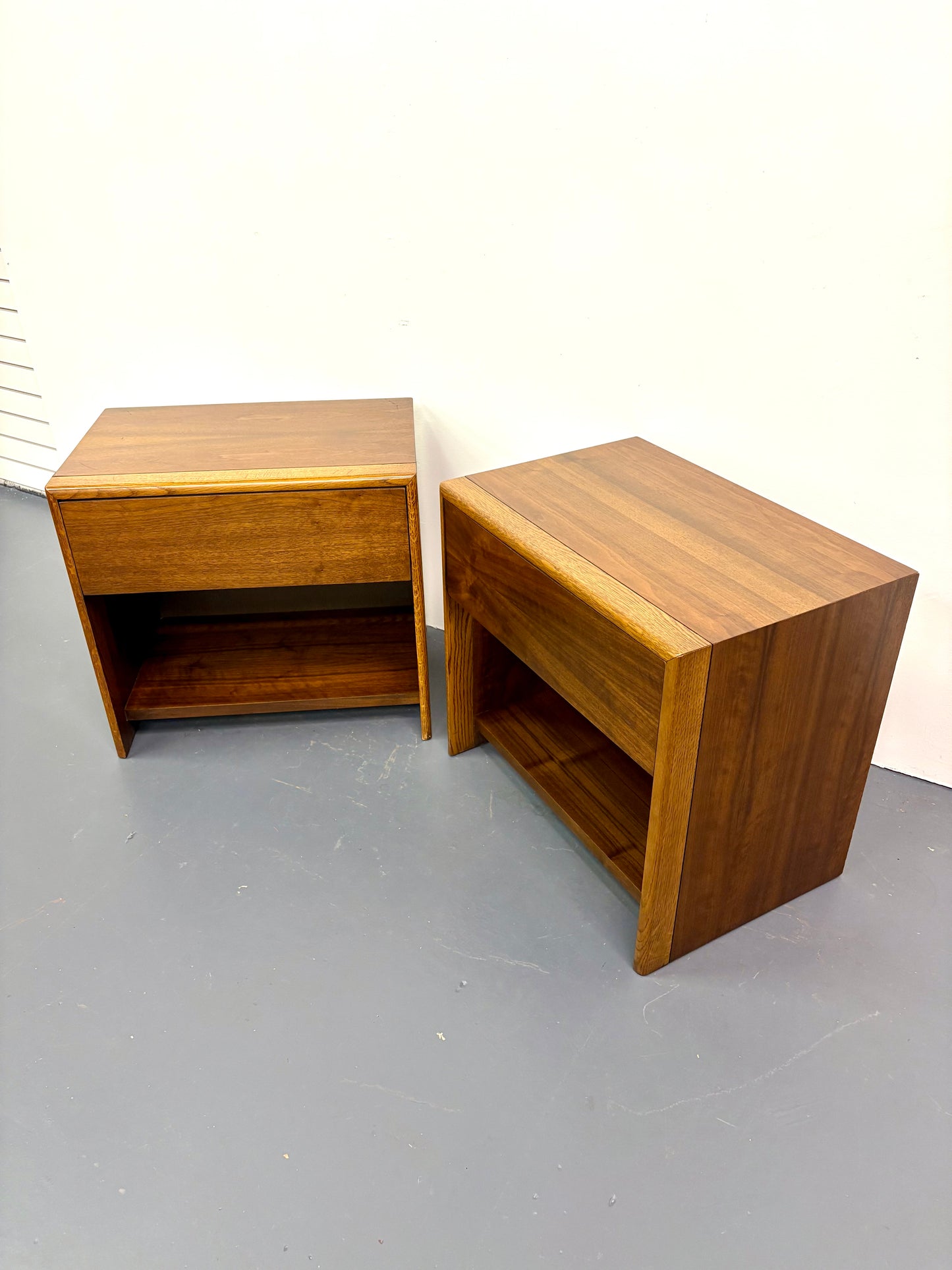 Mid Century Pair Of Nightstands by Lane Furniture - American
