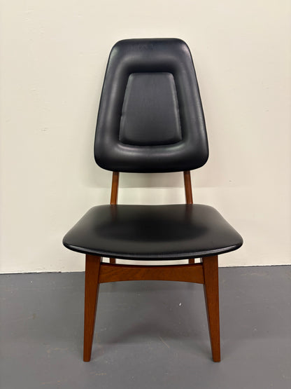 Rare Mid Century High Back Teak Set Of Eight Dining Chairs by Arne Hovmand-Olsen - Denmark