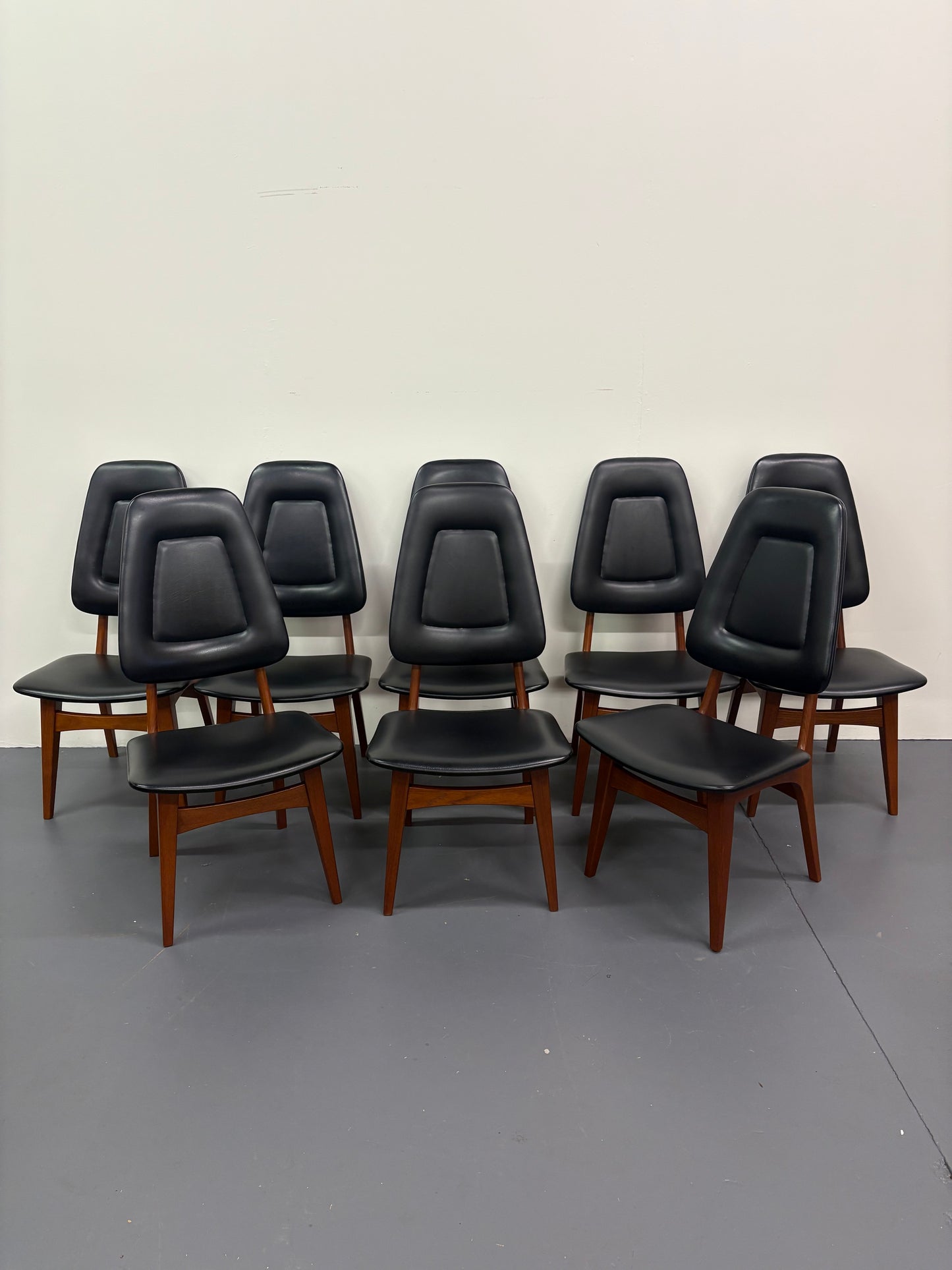Rare Mid Century High Back Teak Set Of Eight Dining Chairs by Arne Hovmand-Olsen - Denmark
