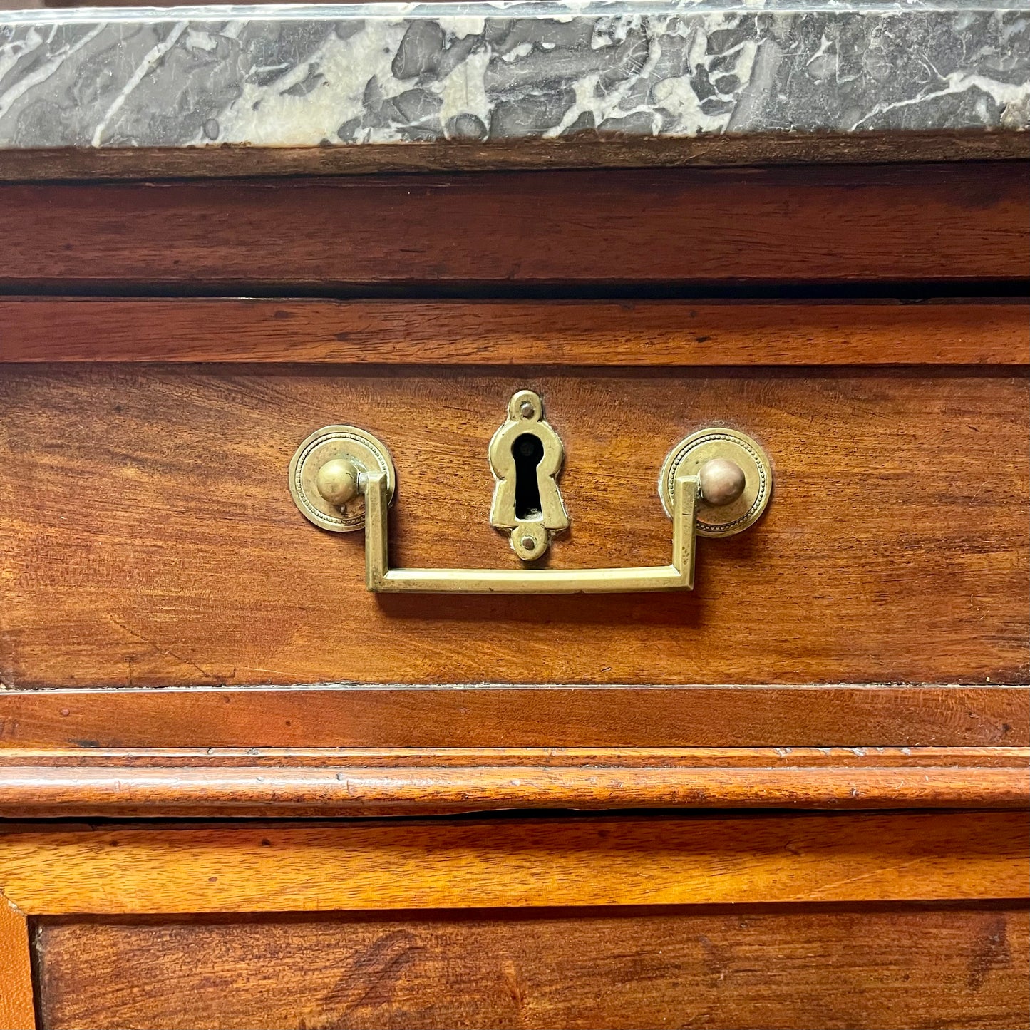 ANTIQUE LOUIS XVI STYLE MAHOGANY COMMODE