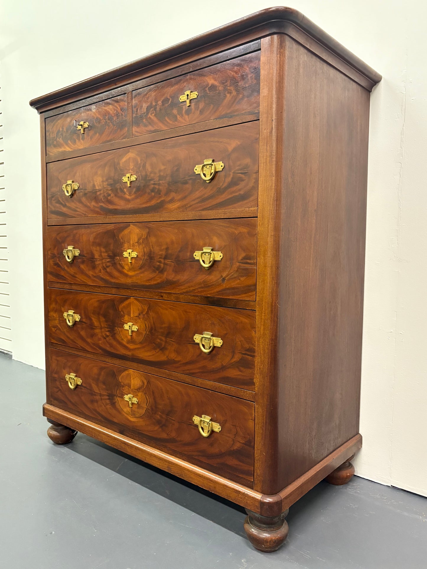 ART DECO DANISH MAHOGANY CHEST OF DRAWERS