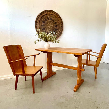 1950s SWEDISH MODERN PINE TABLE BY GÖRAN MALMVALL