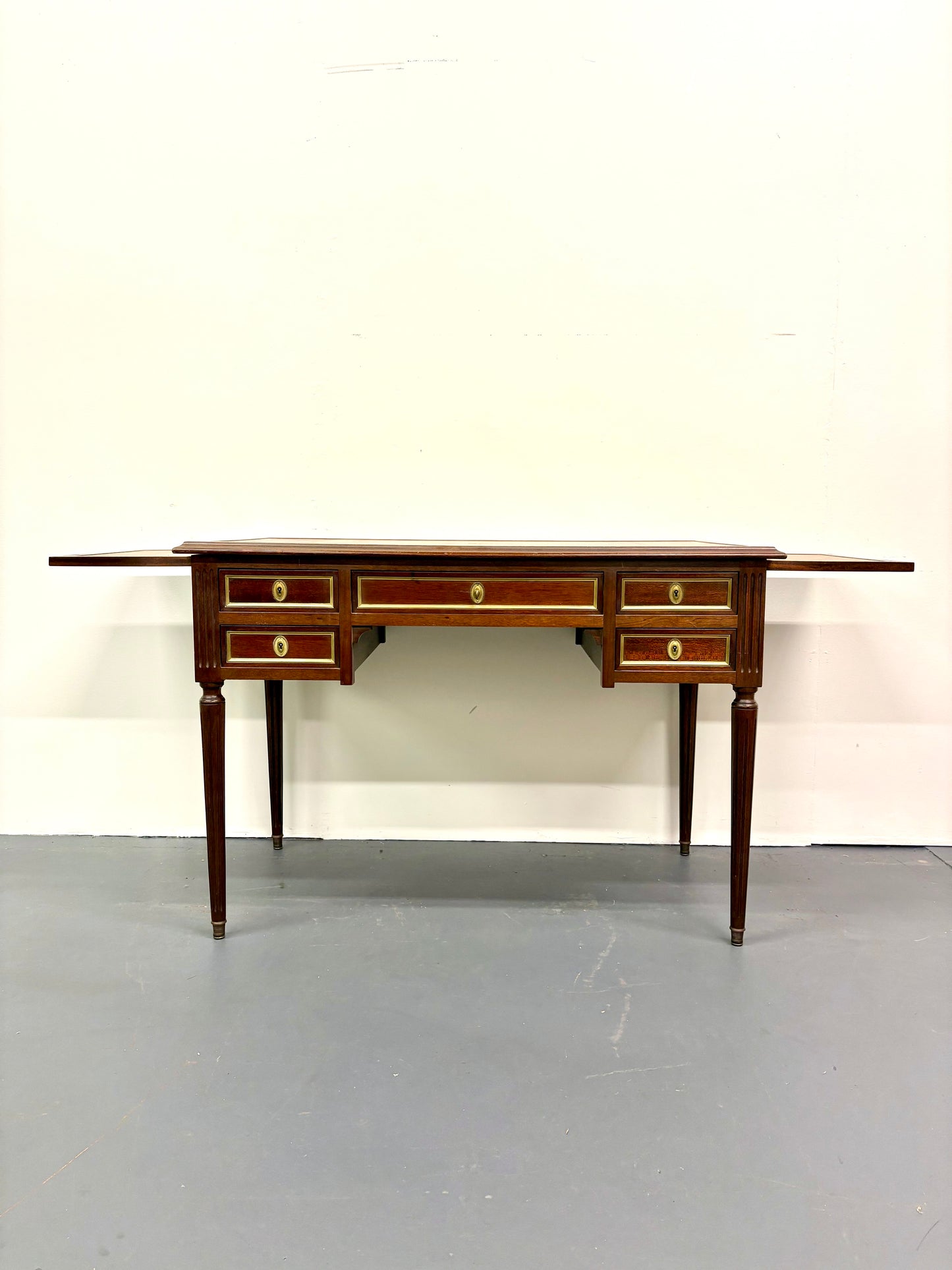 French Louie XVI Style Leather Top Desk