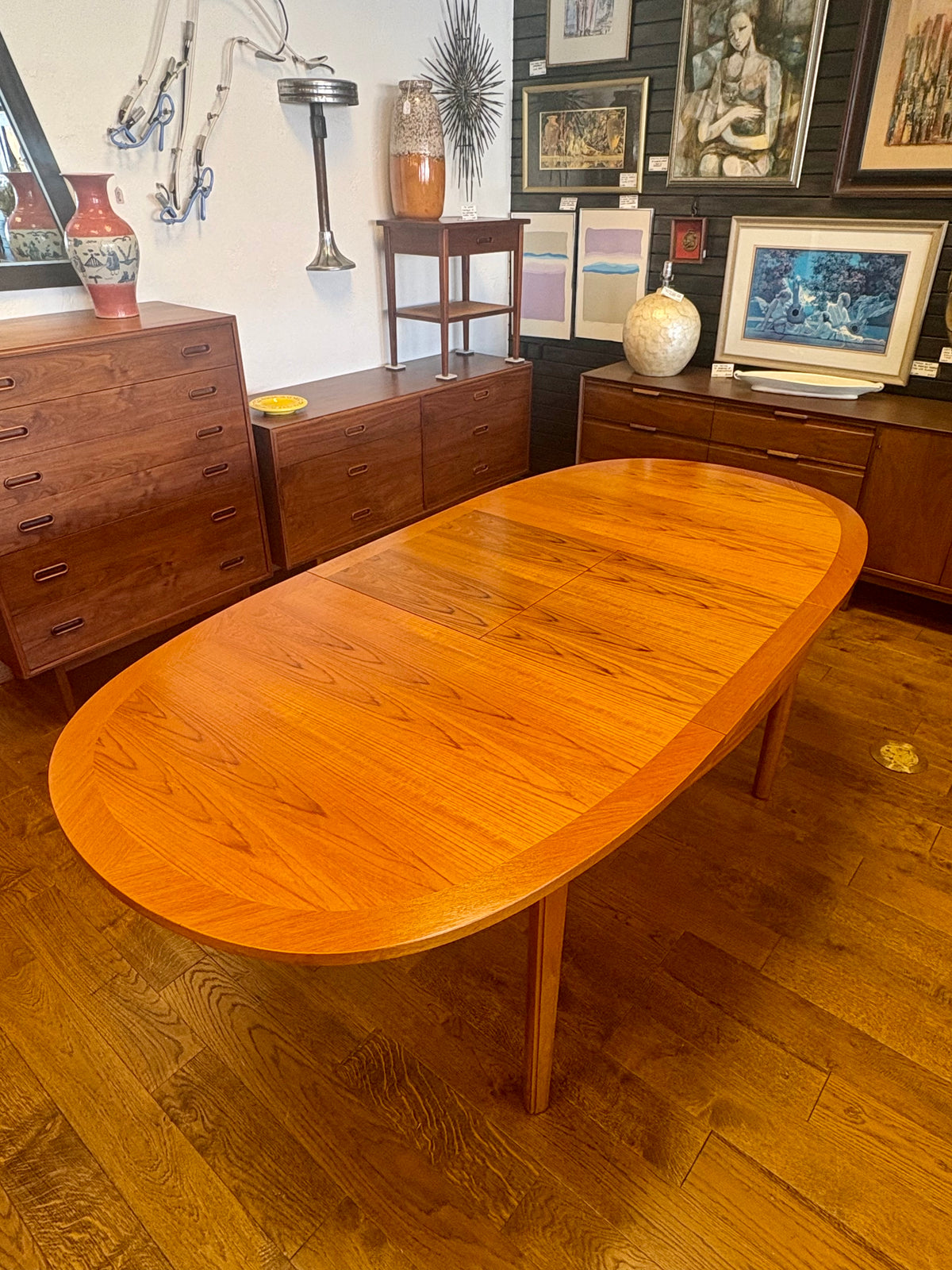 Mid Century Teak Butterfly Leaf Teak Dining Table By Nathan Furniture - England