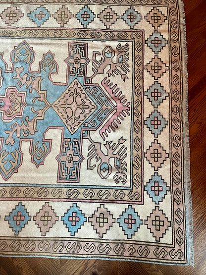 VINTAGE TURKISH OUSHAK RUG 5’9” x 8’