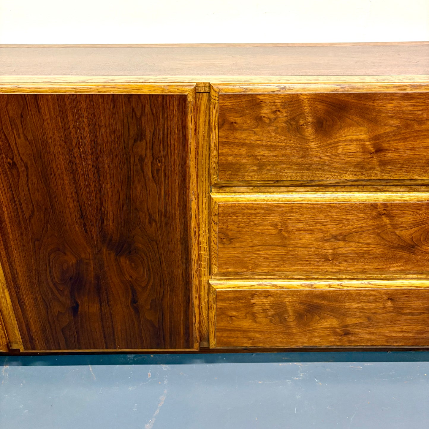Mid Century Nine Drawer Low Dresser By Lane Furniture - American