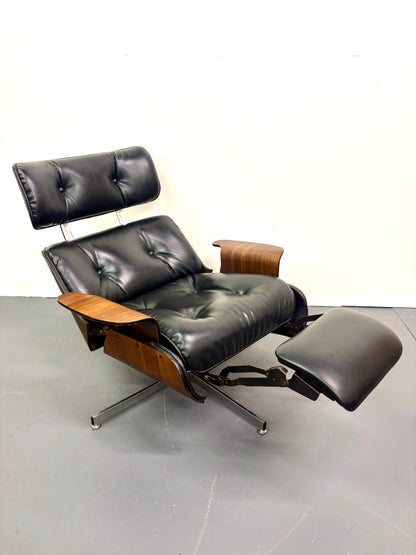 Rare Mid Century Eames Style Recliner by Plycraft - American