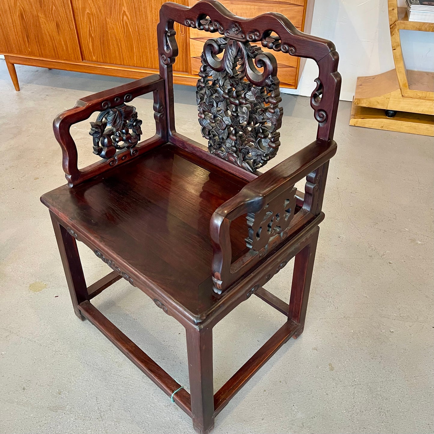 ANTIQUE CHINESE CARVED HARDWOOD ARM CHAIR