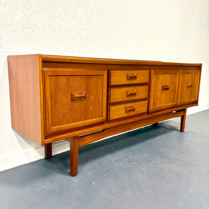 Long Mid Century Teak Credenza/Sideboard by William Lawrence of England