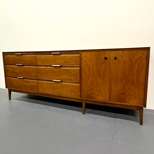 Mid Century Walnut 9 Drawer Dresser by American of Martinsville