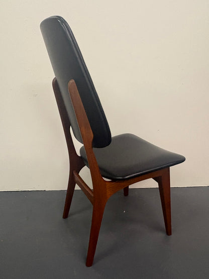 Rare Mid Century High Back Teak Set Of Eight Dining Chairs by Arne Hovmand-Olsen - Denmark