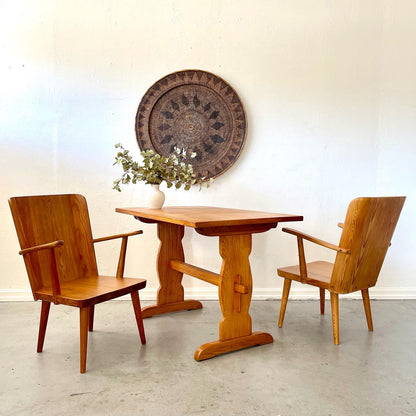 1950s SWEDISH MODERN PINE TABLE BY GÖRAN MALMVALL