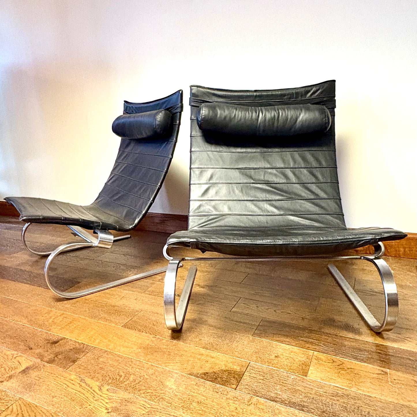 VINTAGE PK20 LOUNGE CHAIRS BY POUL KJAERHOLM FOR FRITZ HANSEN, DENMARK