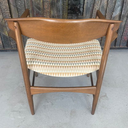 MID CENTURY DANISH MODERN ARM CHAIR BY IB KOFOD LARSEN FOR SELIG