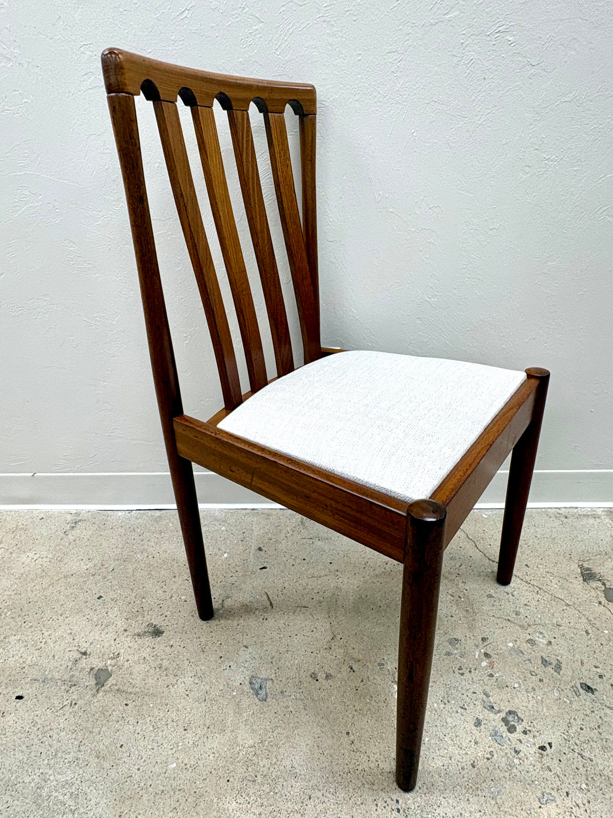 Mid Century Teak Set Of Six Dining Chairs By Meredew - England